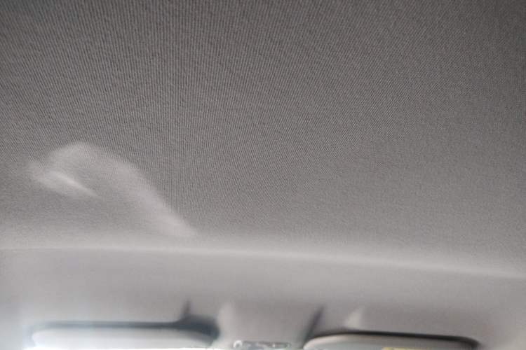 Used Peugeot 301 2016 1.6L Automatic Comfort Edition Headliner