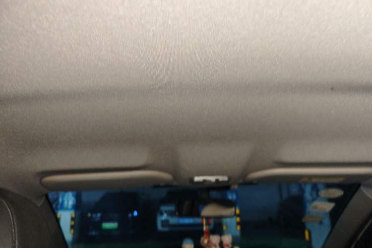 Used Peugeot 301 2016 1.6L Automatic Comfort Edition Headliner