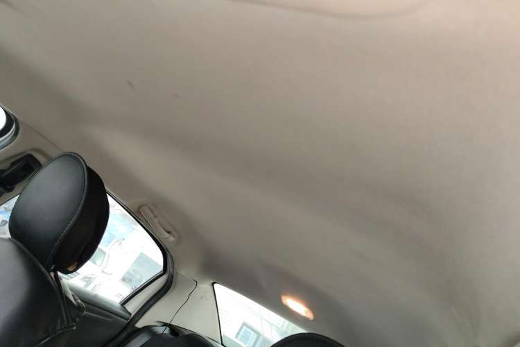 Used Peugeot 301 2016 1.6L Manual Comfort Edition Headliner
