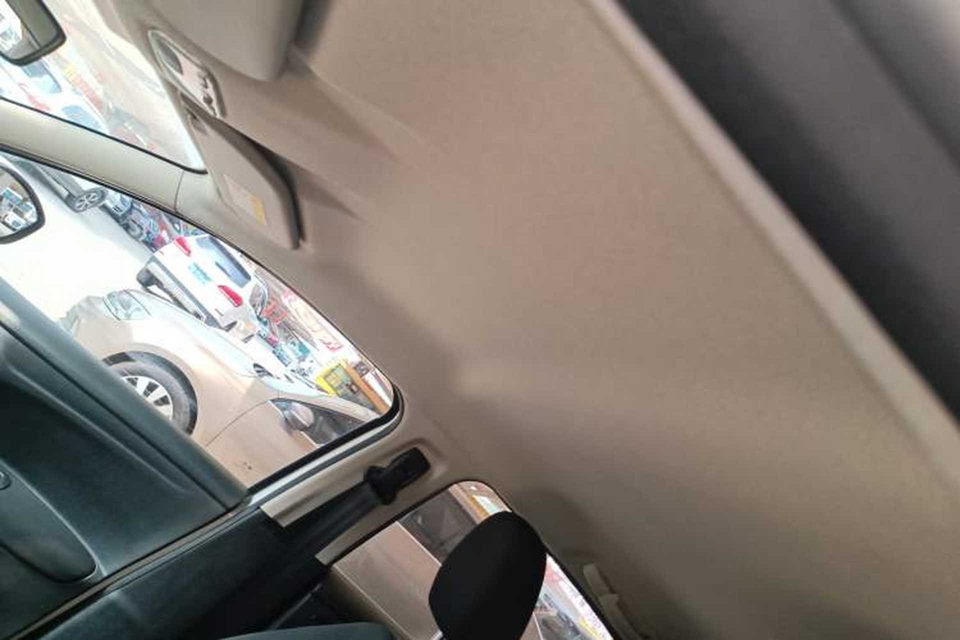 Used Peugeot 301 2016 1.6L Manual Happiness Edition Headliner