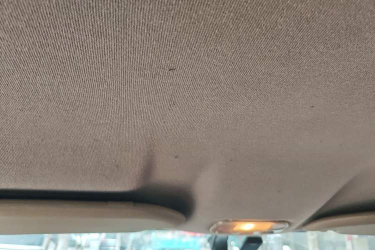 Used Peugeot 301 2016 1.6L Manual Comfort Edition Headliner