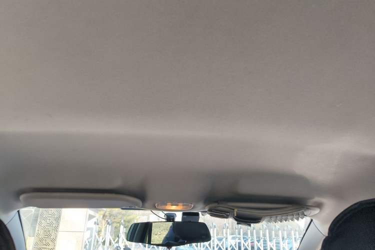Used Peugeot 301 2016 1.6L Manual Comfort Edition Headliner