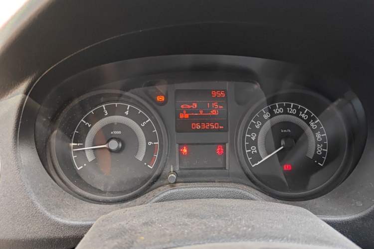 Used Peugeot 301 2016 1.6L Manual Comfort Edition Instrument Cluster