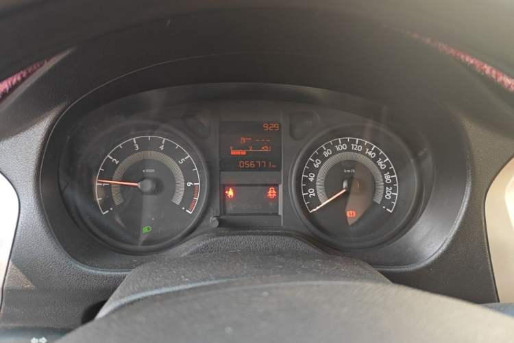 Used Peugeot 301 2016 1.6L Manual Comfort Edition Instrument Cluster
