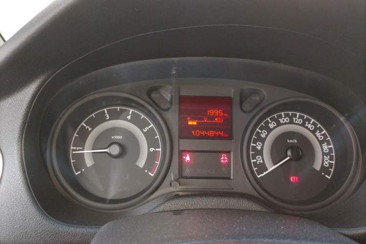 Used Peugeot 301 2016 1.6L Manual Comfort Edition Instrument Cluster
