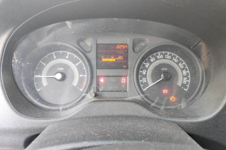 Used Peugeot 301 2016 1.6L Manual Comfort Edition Instrument Cluster