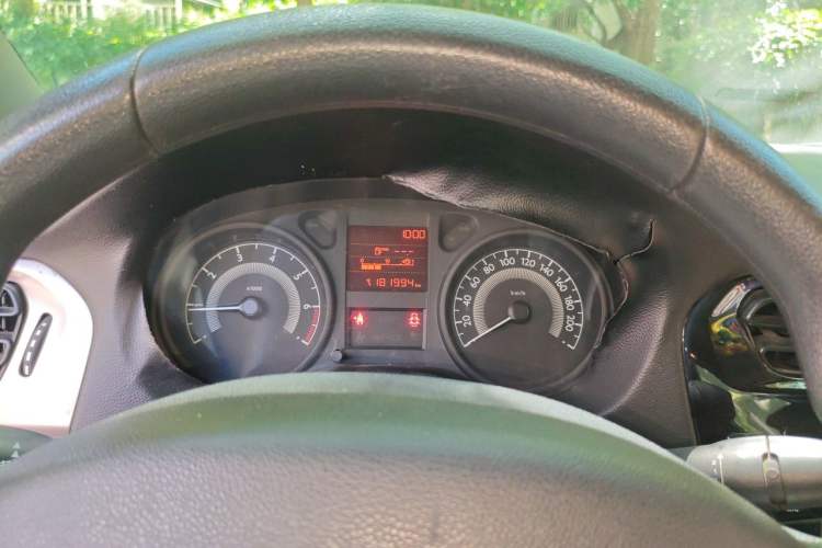 Used Peugeot 301 2016 1.6L Manual Comfort Edition Instrument Cluster