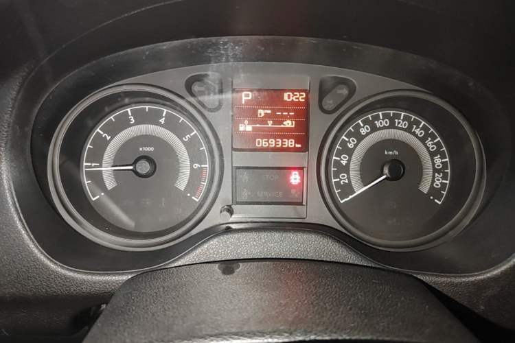 Used Peugeot 301 2016 1.6L Automatic Comfort Edition Instrument Cluster