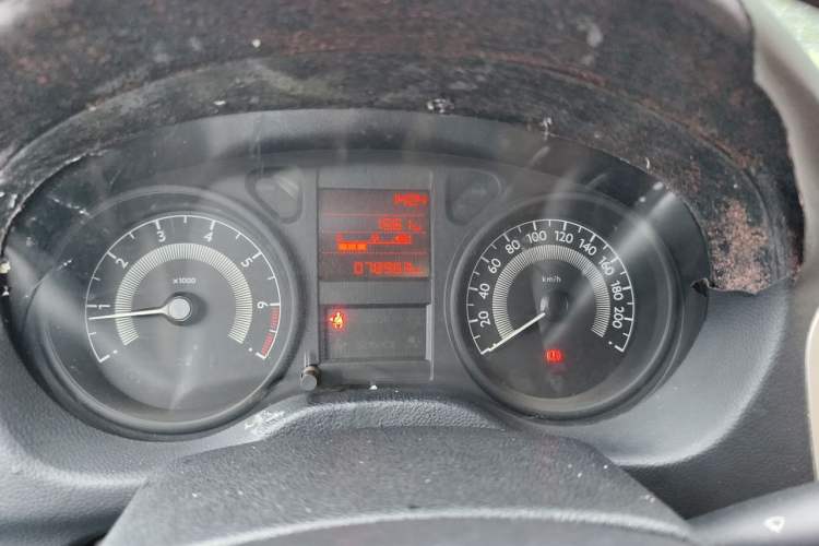 Used Peugeot 301 2016 1.6L Manual Comfort Edition Instrument Cluster