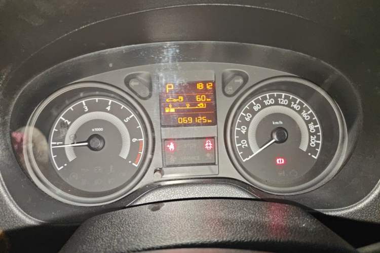Used Peugeot 301 2016 1.6L Automatic Comfort Edition Instrument Cluster