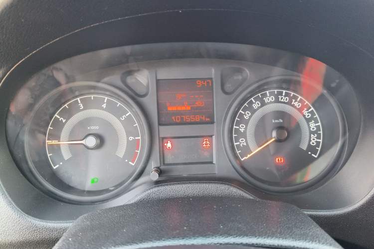 Used Peugeot 301 2016 1.6L Manual Comfort Edition Instrument Cluster