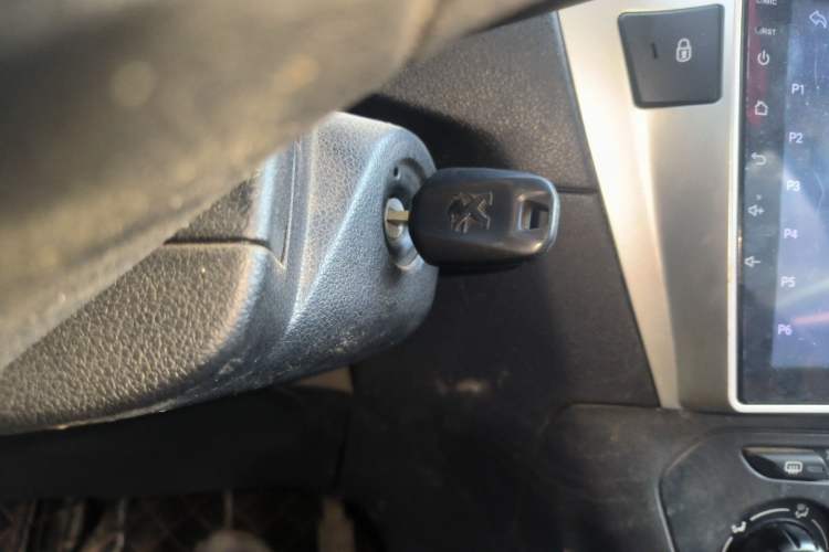 Used Peugeot 301 2016 1.6L Manual Comfort Edition Interior 1