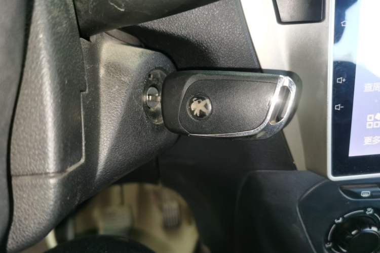 Used Peugeot 301 2016 1.6L Manual Comfort Edition Interior 1