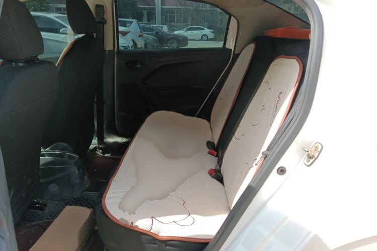 Used Peugeot 301 2016 1.6L Manual Comfort Edition Interior 4