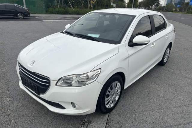 Ojetý Peugeot 301 2016 1.6L Manual Comfort Edition
