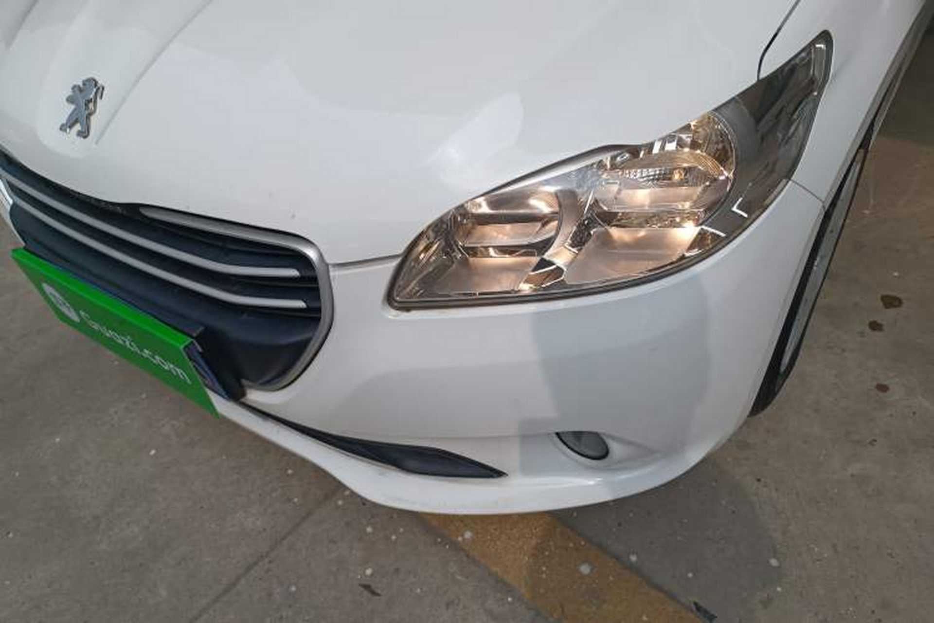 Used Peugeot 301 2016 1.6L Manual Happiness Edition Left Front Headlight