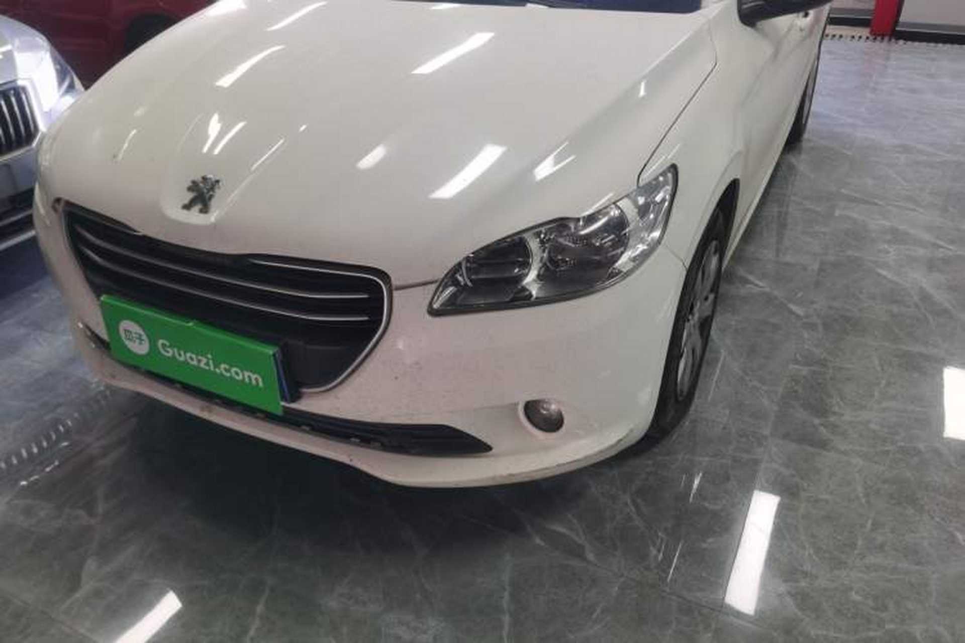 Used Peugeot 301 2016 1.6L Manual Comfort Edition Left Front Headlight
