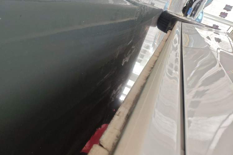 Used Peugeot 301 2016 1.6L Manual Comfort Edition Left Side Sill