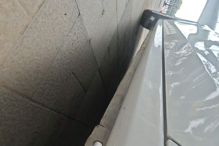 Used Peugeot 301 2016 1.6L Manual Comfort Edition Left Side Sill