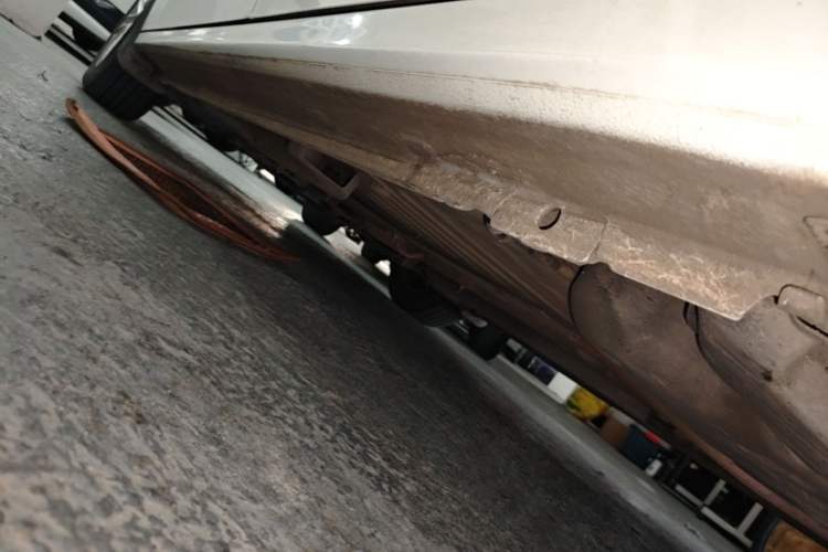 Used Peugeot 301 2016 1.6L Manual Comfort Edition Left Side Sill