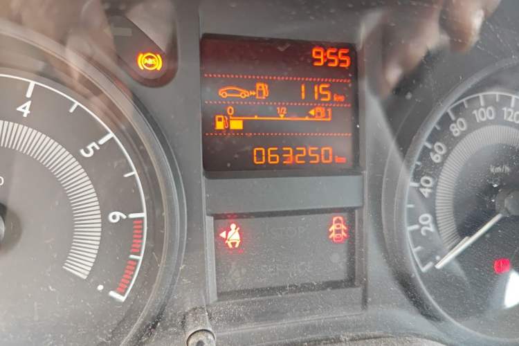 Used Peugeot 301 2016 1.6L Manual Comfort Edition Odometer Close Up