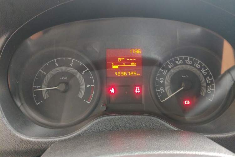 Used Peugeot 301 2016 1.6L Manual Comfort Edition Odometer Close Up