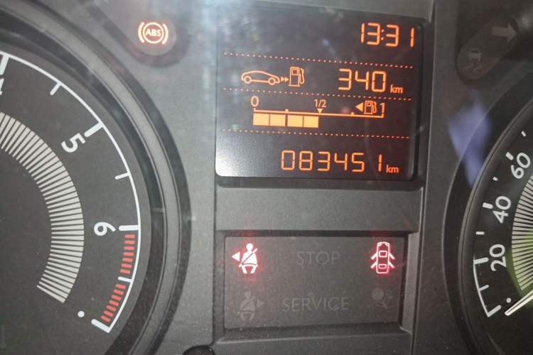 Used Peugeot 301 2016 1.6L Manual Comfort Edition Odometer Close Up