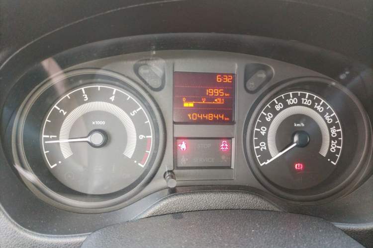 Used Peugeot 301 2016 1.6L Manual Comfort Edition Odometer Close Up