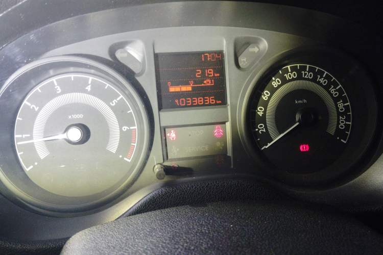 Used Peugeot 301 2016 1.6L Manual Comfort Edition Odometer Close Up