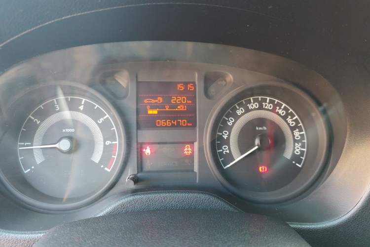 Used Peugeot 301 2016 1.6L Manual Comfort Edition Odometer Close Up