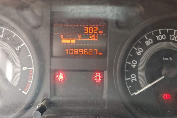 Used Peugeot 301 2016 1.6L Manual Comfort Edition Odometer Close Up