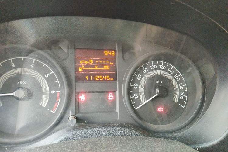 Used Peugeot 301 2016 1.6L Manual Comfort Edition Odometer Close Up