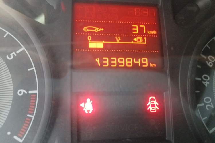Used Peugeot 301 2016 1.6L Manual Comfort Edition Odometer Close Up