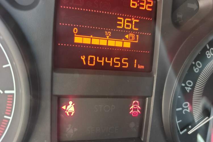 Used Peugeot 301 2016 1.6L Manual Comfort Edition Odometer Close Up
