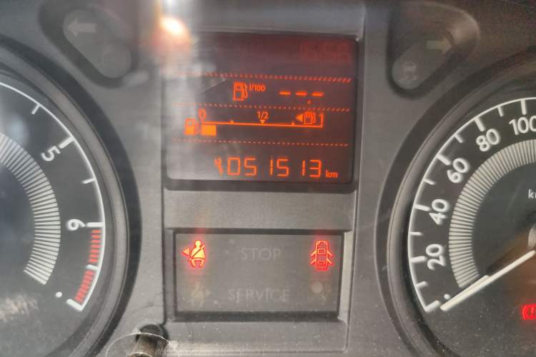 Used Peugeot 301 2016 1.6L Manual Comfort Edition Odometer Close Up