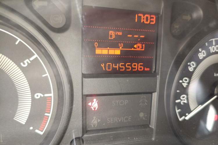 Used Peugeot 301 2016 1.6L Manual Comfort Edition Odometer Close Up
