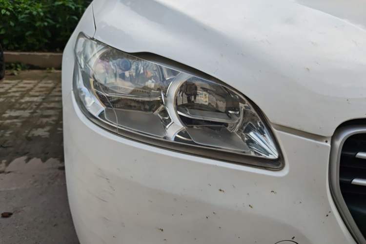Used Peugeot 301 2016 1.6L Manual Comfort Edition Right Front Headlight