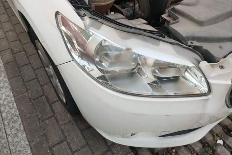 Used Peugeot 301 2016 1.6L Manual Comfort Edition Right Front Headlight