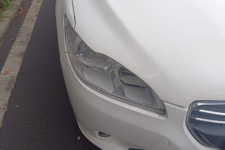 Used Peugeot 301 2016 1.6L Manual Comfort Edition Right Front Headlight