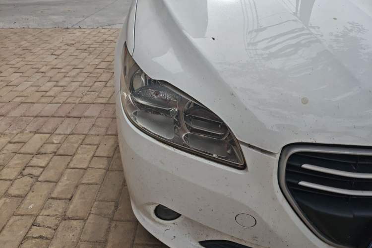 Used Peugeot 301 2016 1.6L Manual Comfort Edition Right Front Headlight
