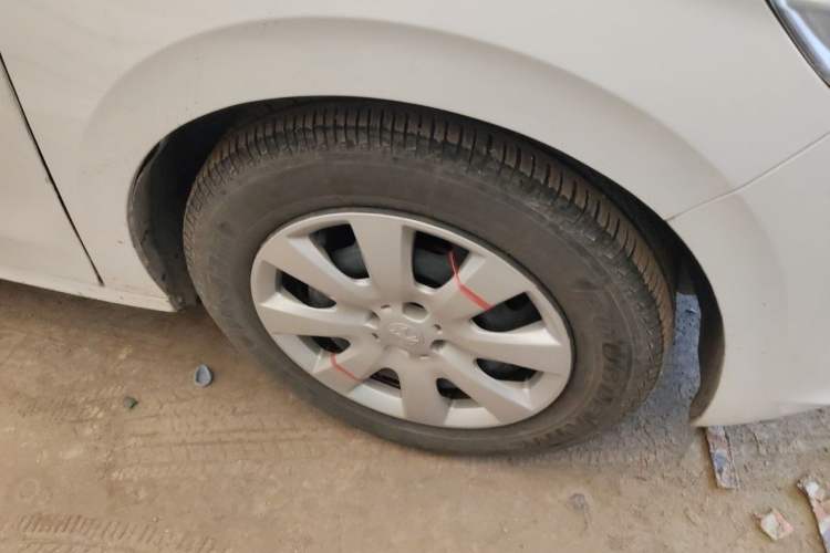 Used Peugeot 301 2016 1.6L Automatic Comfort Edition Right Front Wheel Hub
