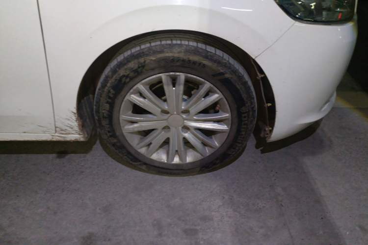 Used Peugeot 301 2016 1.6L Manual Comfort Edition Right Front Wheel Hub