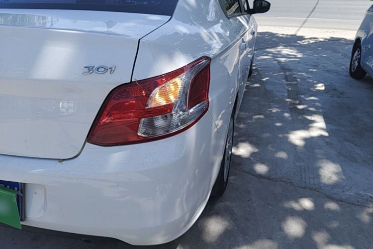 Used Peugeot 301 2016 1.6L Manual Comfort Edition Right Rear Taillight