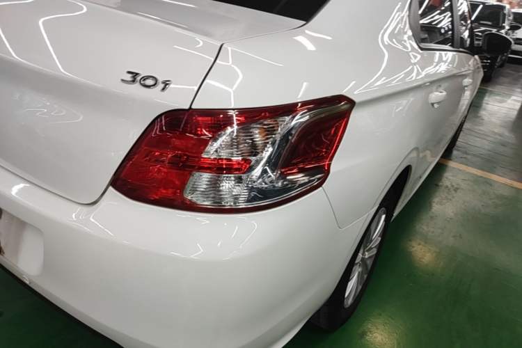 Used Peugeot 301 2016 1.6L Automatic Comfort Edition Right Rear Taillight
