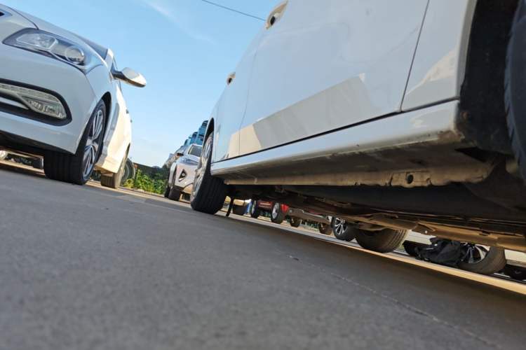 Used Peugeot 301 2016 1.6L Automatic Comfort Edition Right Side Sill