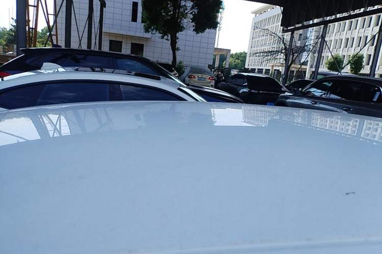 Used Peugeot 301 2016 1.6L Manual Happiness Edition Roof