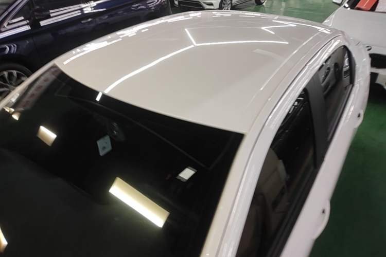 Used Peugeot 301 2016 1.6L Automatic Comfort Edition Roof