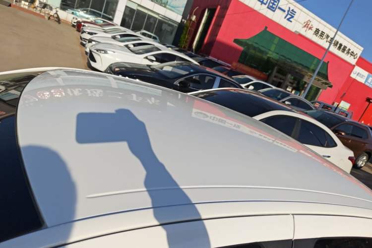 Used Peugeot 301 2016 1.6L Automatic Comfort Edition Roof