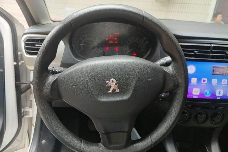 Used Peugeot 301 2016 1.6L Manual Comfort Edition Steering Wheel