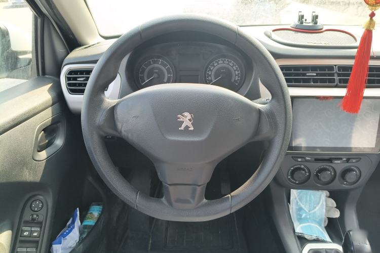 Used Peugeot 301 2016 1.6L Manual Comfort Edition Steering Wheel